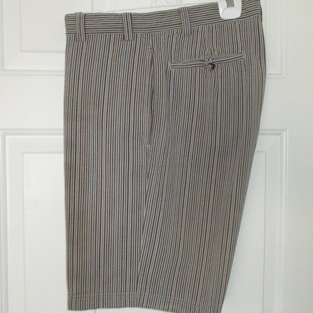 Tommy Bahama Island Soft Mens Flat Front Tan Cotton Seersucker Short Pant - 34W